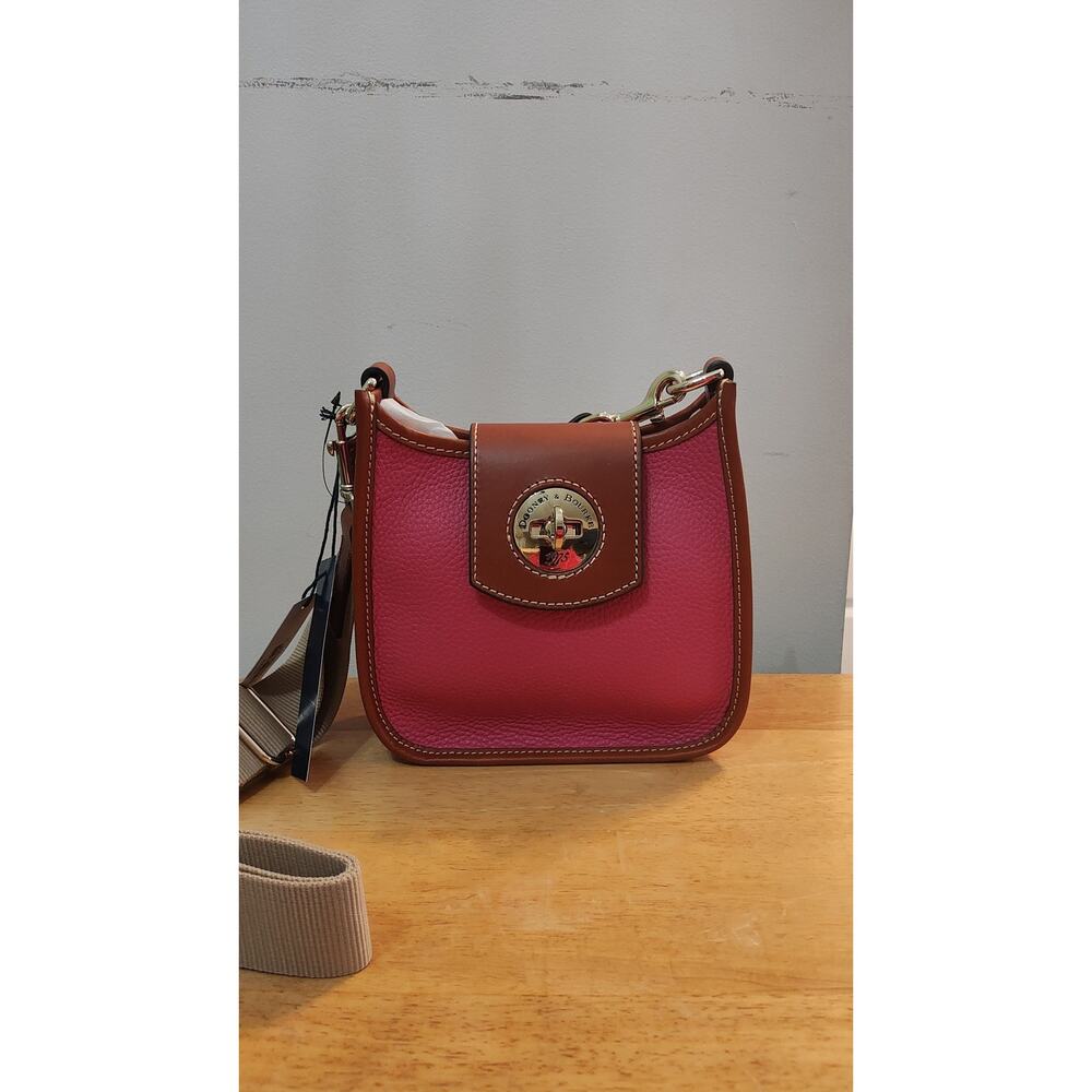 Dooney and Bourke Pebble Turn lock Messanger